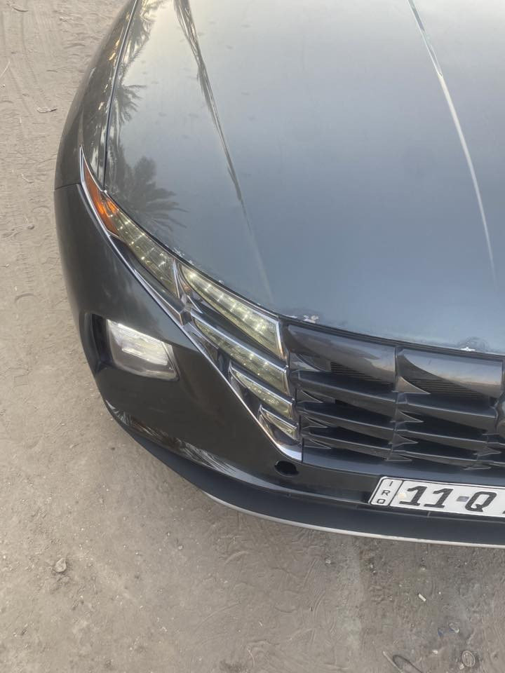 السلام عليكم ورحمة الله وبركاته 
توسان موديل 23 امريكي فول فتحة 
بدون تبديل بدون صبغ فقط بارد حافة البنيد
رقم بغداد باسمي رقم إنكليزي الجديد 
السعر197 اللون زيتوني 
معروف الفول هاتف ***********
