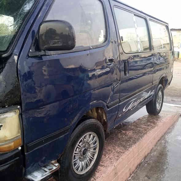 سياره هايسه موديل 90
السيارة جاهزه تخم تاير كير ومكينه اكسن خير من الله 
السعر 22وبيهه مجال ***********
