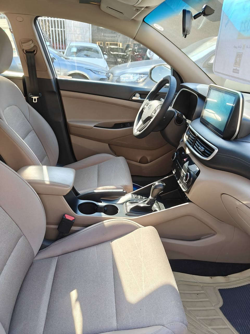 تحيه طيبه السلام 
توكسان 2021 كوري 
فول مواصفات قماره حديد 
ماشيه 42 الف 
مكينة 2000  دوش
بصمه ابواب 
بصمه تشغيل 
تحكم ستيرن 
حساس خلفي أمامي 
مقاعد كهرباء 2
شاحن وإير لس 
ويل كب 
دبل ابرياك.
رقم اربيل شرط تحويل مباشرة سنويه هزه جديد 
210 ورقه وبيها مجال قليل 
إي استفسار 
*********** 
مكان بغداد البياع
