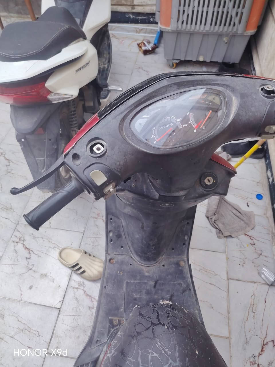 سلام عليكم ماكس 140 سلف هندر مكينه لا تبخير ولا تنقيص يحتاجله غسل تايرات جدد باتري جديد دراجه مال بيت ونضيفه كلش مكاني طوبجي ***********. سعر ٣٠٠ وبيه مجال
