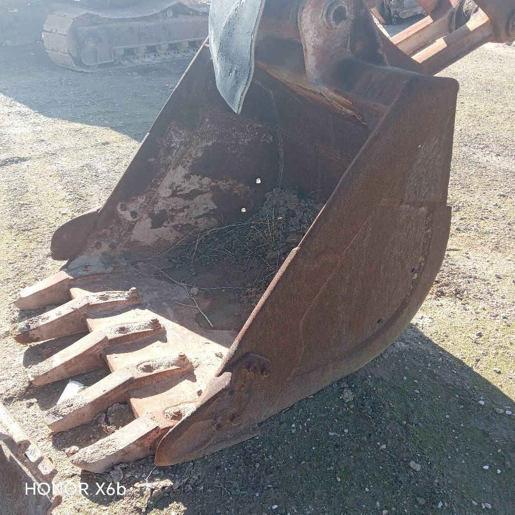 السلام عليكم كيله عرض ١١٠ بيم ٨٠ للبيع السعر ١٠ أوراق مكانها الرمادي للاستفسار الاتصال على الرقمم ***********
