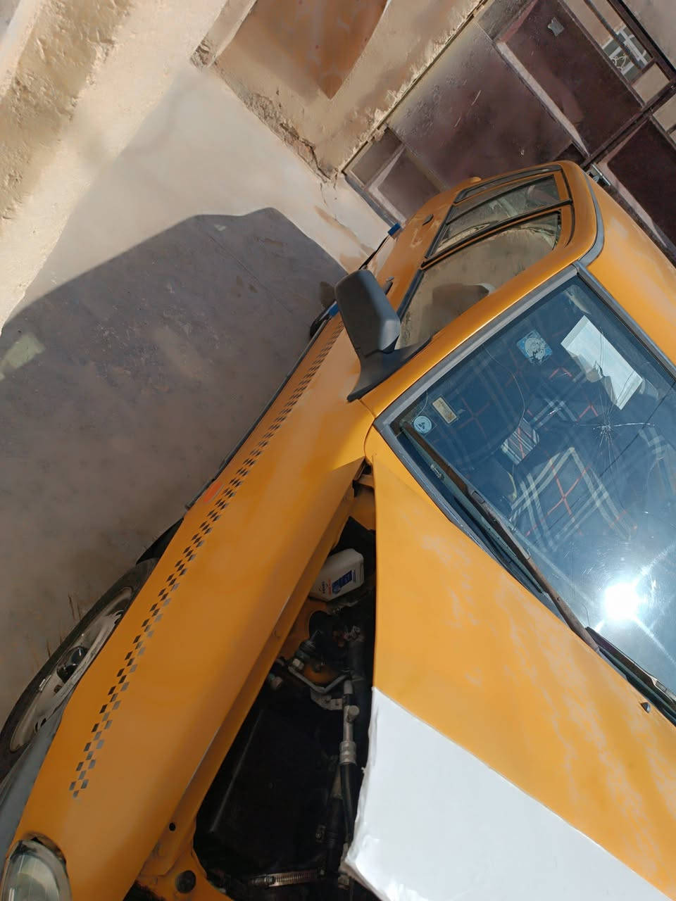 السلام عليكم  من رخصة الادمن سايبا مديل 11 كفاله عامه 
من ضربه وتبديل وشواصي  وكير ومكينه وكهربائيات كفاله عامه 
تبريد ثلج حداديه   وتخم تاير كله جديد 

سعر 35وبيه مجال مداور ثاني يوم  مصفره من كلشي سنويه 28
    امراوس ب مارك كرسته شيزر   المكان النجف العباسيه   ***********
