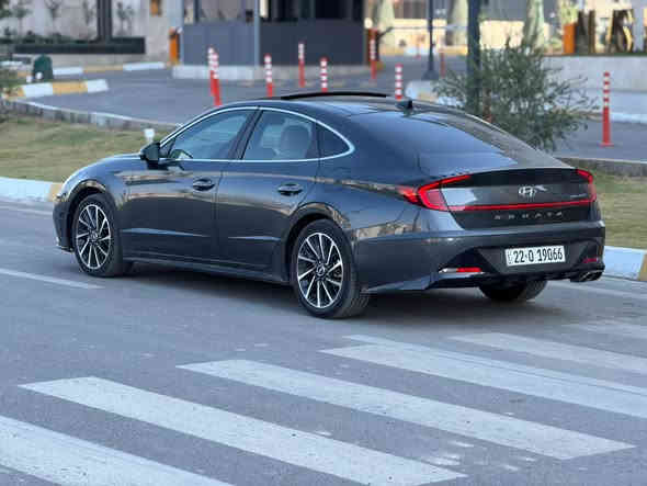 -
سوناتا موديل 2023 فئة لمتدد فول الفول
اعلى فئة بالسوناتا--بدون ايرباك بدون دواخل
ربع البنيد صبغ بيها فقط ليبل واحد كلها
  شنو ابالك بيها مواصفات
اوتو بارك تتقدم وترجع بالريمونت 
رقم اربيل  تحويل وكالة حاضر حجم المحرك 1600تيربو  صاروخ 🚀 
السايره دخول جديد ماشيه (24   الف))
1- بصمة ابواب لمس + تشغيل + صندوق
2- بانوراما ( فتحة سقف ) + بردة سقف كهربائي 
3- دشبول دجتال متغير 3 الوان
4- كشنات كنتارا حضن  
5- كشن كهرباء  2 امامي 
6- كشنات تدفئة تبريد
7- خزن 128 كيكا + ( android auto + apple car play)
8- 4 رادرات امامي وخلفي وجانبي + توقف تلقائي
9- اشاير في المري + نفطة عمياء في المري
10- انارة داخلية مركزيه 13 لون بلادي بيبان ودشبول
11- شاشة الحجم الكبير 12 انج + تحكم عام على السياره
12- سستم صوت BOSE الصوت 12 سماعة و دمام 2
13- لايت امامي 4 عدسات LED بكلايتات لد
14- هاندبريك بصمه + اوتو هولد للتوقف في الازدحامات
15- شاحنة طوارئ شحن سريع
16- منفذ USB امامي خلفي 
17- شفتات في الاستيرن كير ( تبترونك رياضي )
18- نظام المساعده على الاصطفاف
19- نظام الترحيب عنده الاقتراب داخل وخارج السياره
20- ويل سبورت N حجم 19 
21- 4 وضعيات قياده + تغير اللون في الدشبول 
22- نظام تحديد المسار 
23- مثبت سرعه 
24- نظام مستشعرات في الباب من تنفتح الباب تتوقف السياره 
25- تبريد السياره بيانو 
26- كيجات الكتورنية
27- كير 8 نمر دبل گلج
28-  خمس كامرات
السيارة مكانها بغداد الكرخ حي الجهاد الاطباء 
اي استفسار الاتصال على الارقام
 غير متواجد على فيس فقط واتساب
سعرها 198   ورقة  
--
***********  
واتساب او الاتصال عالرقم
