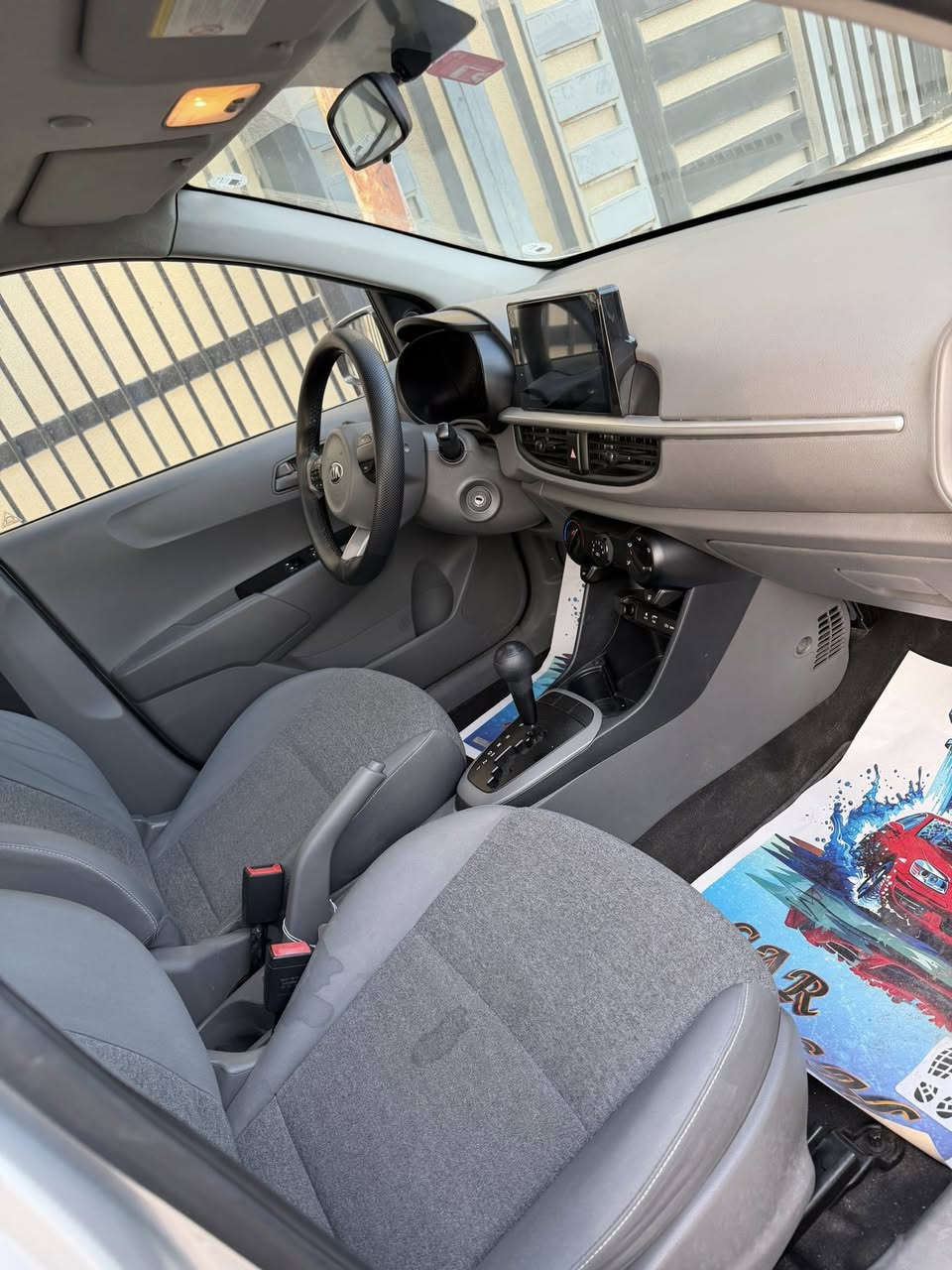 بيكانتو 2019 خليجي 
بيها باب وجاملغ صبغ ماشيه 38 بدون نواقص نظيفه محرك وكير وصدر وتبريد كله نظيف ومكفول بيها شاشه وكامره وتحكمات ستيرن رقم اربيل تحويل او وكاله مكاني بغداد 
السيديه. سعر 98 ورقه وييها مجال
***********
