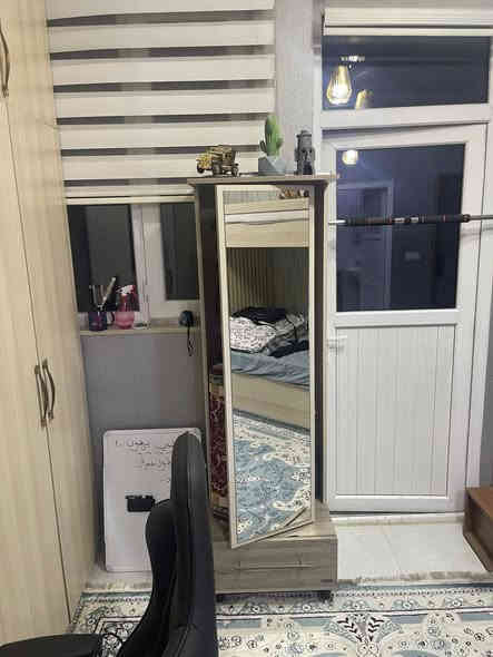 غرفة نوم للبيع جديده جدا جدا السعر ٧٠٠ الف 
غير متوفر على الفيس رجاءا التواصل ع الواتساب 

***********
