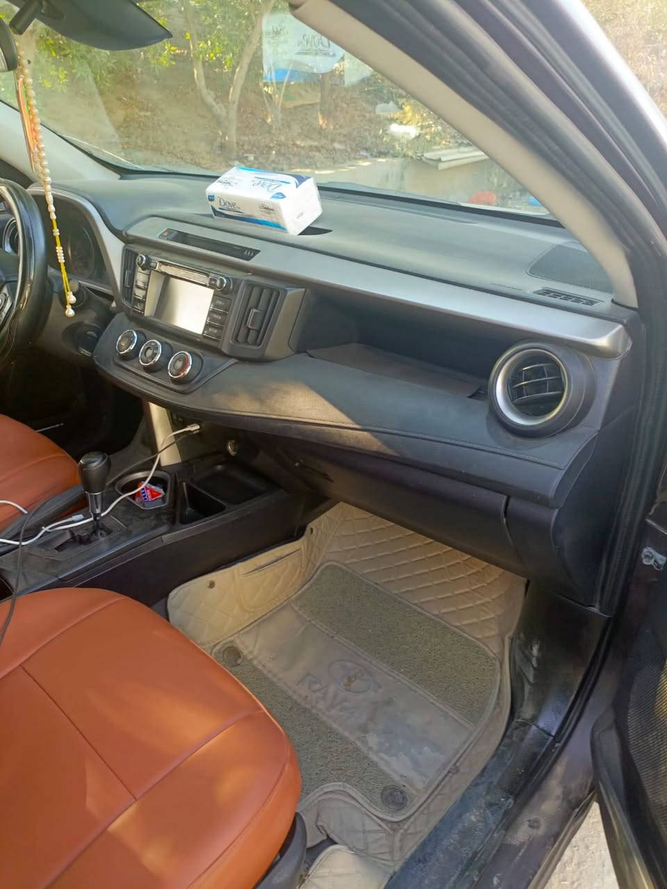 تويوتا راف فور موديل 18 رقم انكليزي سنوية جديدة انبار مكينة وكير جدد تخم تاير صبغ  عام مواصفات عادية مكان ابو غريب مراوس حسب القناعة *********** اشعندك دز خاص او واتساب
