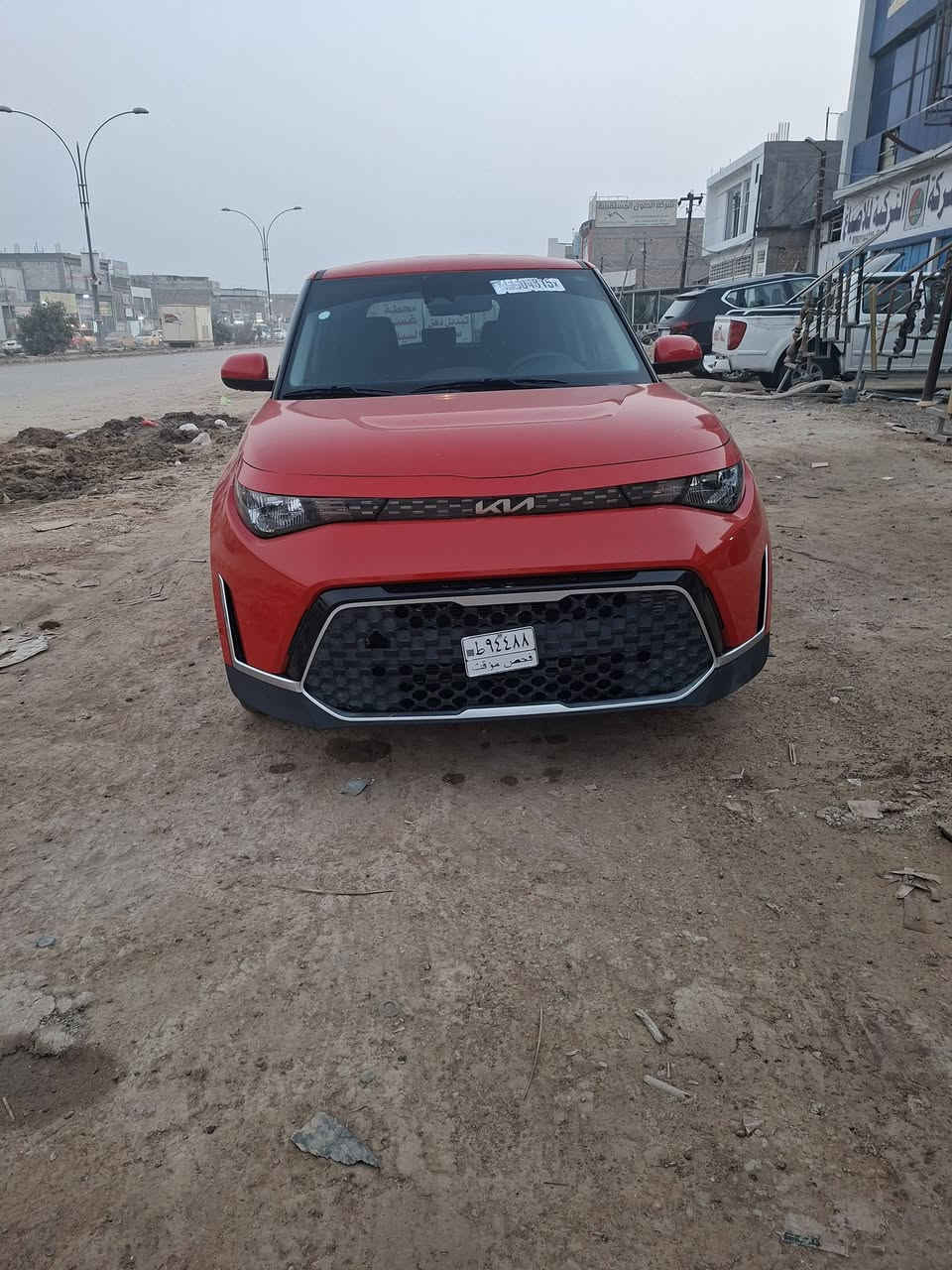 سلام عليكم من رخصة الادمن المحترم 
كيا  صول 
وارد امريكي 
موديل 24
بدون صبغ ايرباكات سليمه 
حادثها فقط دعاميه ومبدله نفس اللون 
ماشية 17 الف كما موضح بالصور 
مكان سياره بابل حله مركز 

السعر 165 وبيها مجال قليل للاستفسار الاتصال ب 
***********
