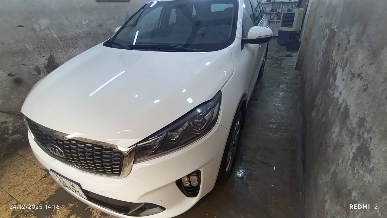 بولش ونانو سيراميك الذهبي بولش وتكحيل السياره بالكامل بولش الجام والايتات والبك لايت صبغ وتلميع السوادات طلاء السياره بالكامل بلواكس سيراميك تنضيف المحرك غسل وتلميع الإطارات والويلات تنضيف دواخل والارضيات تلميع الدشبول لجميع أنواع السيارات العنوان السنك. خلف مسرح النجاح موبايل ***********
