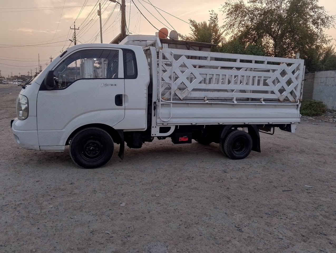 سلام عليكم كيا البيع مكفواله كير مكينه ومن صبغ وضربه حدادية تخم تاير سياره جاهزه معده بارد قليل  مديل 2010  رقم انكليزي بغداد العنوان بغداد سعر 95 رقم الهاتف ***********
