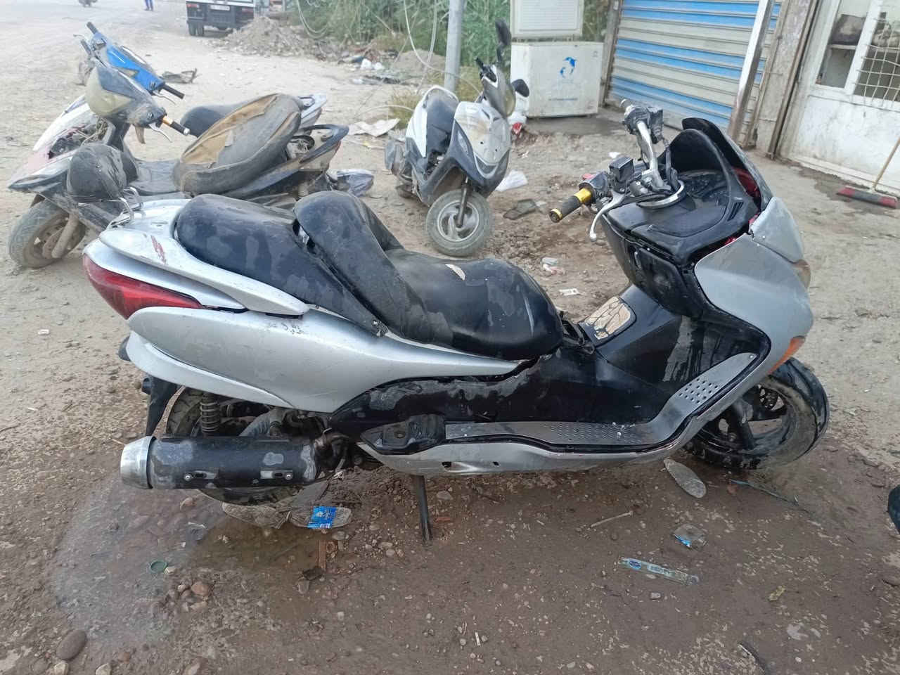 كوم حديد عنوان الكاضميه الطي اي نقص مابيهه
400سعر بيهه مجال ***********متواجد وتساب
