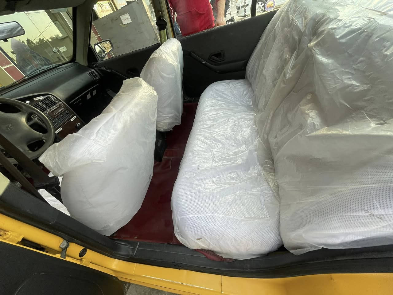 سلام عليكم بارص 2015 مصفره وباسمي تحويل ثاني يوم 
***********
