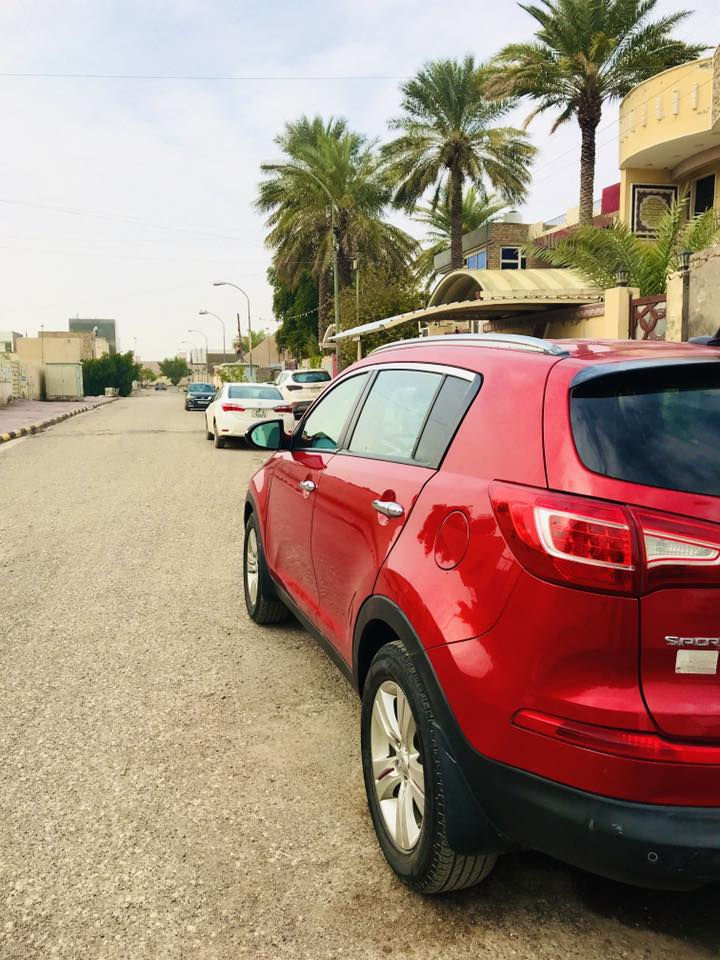 سبورتج 2012
وأرد أمريكي المحرك 2400 دوش الضرر موضح بالسونار 
السعر 120 وبيها مجال
 العنوان واسط مركز المدينة بأسمي السيارة شرط التحويل  ***********
