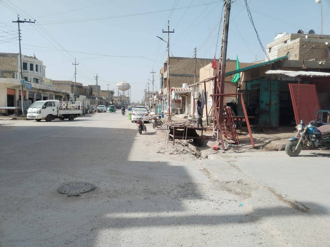 دار للبيع موقع تجاري 
المساحة ٢٠٠ متر  ركن على شارعين 
وجه على شارع الاطفاء والوجه الثاني على شارع الذهب 
للاستفسار الاتصال على الارقام 
***********
***********
