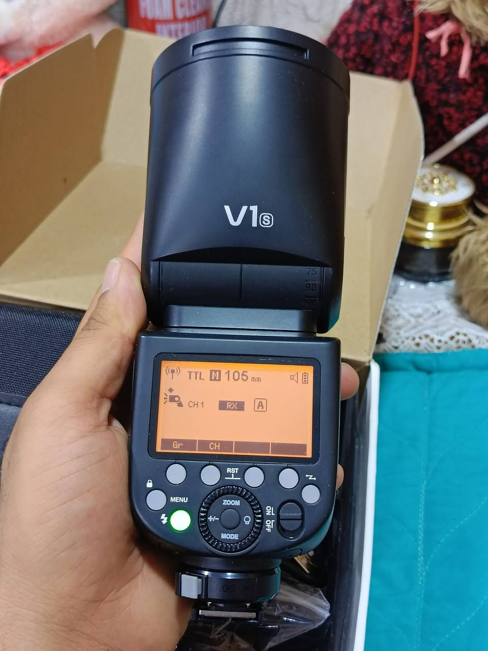 فلاش كودكس للسوني v1s
بعده جديد لوك ستخدام قليل نظافه 100%
سعره 150قفل 
توصيل متوفر 
واتساب ***********
@إشارة
