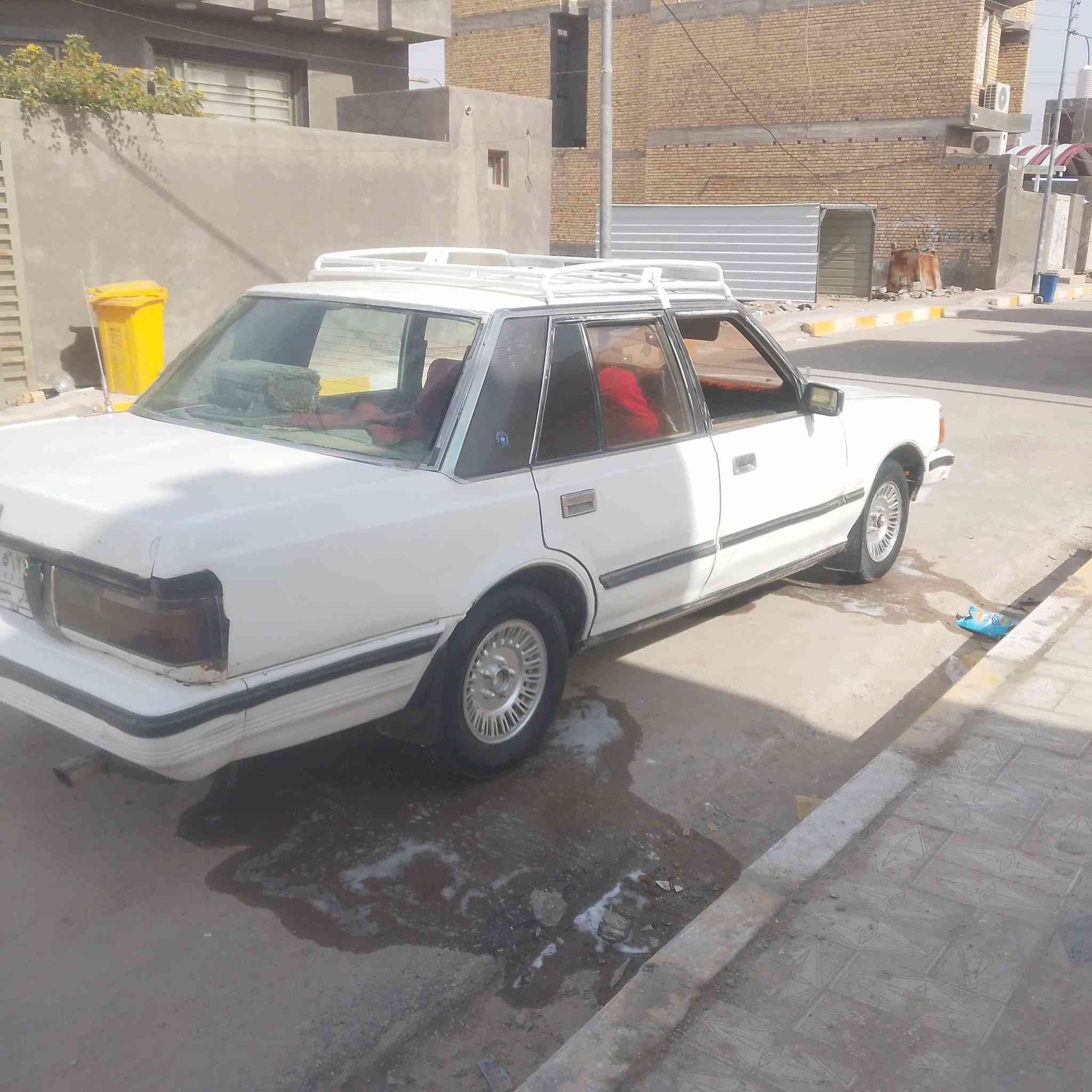 سيارة جاهزة مكينه وكير شرط  تحويل ثاني يوم موديل 86 سنوية منتهية ب 2025 مكانه ناصرية مركز  سعر 22وبية مجال الاتصال على الرقم ***********
