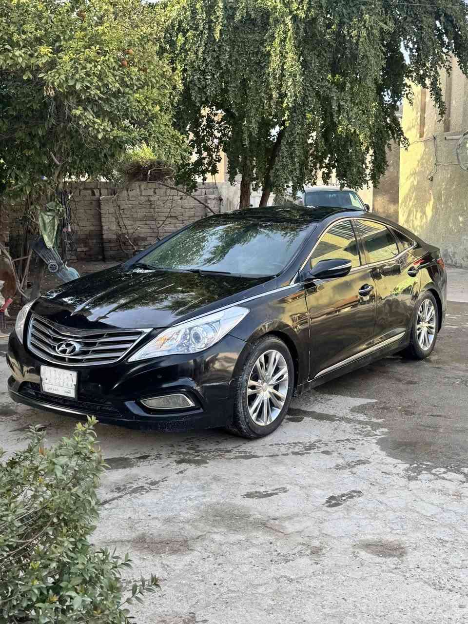 سلام عليكم للبيع ازيرا مديل ٢٠١٢ وارد امريكي حادثه جاملغ وبنيد البنيد مبدل اصلي نفس ألون بيه جاملغ صبغ وباب كلير السياره فول مواصفات ١/١ السياره بيه ضعف بالمحرك ابيع هل موجود بيع سريع بس الشراي يتصل رقم نجف الماني مكاني بابل بيع سريع السعر ٨٥ بيه مجال بسيط لاستفسار ***********
