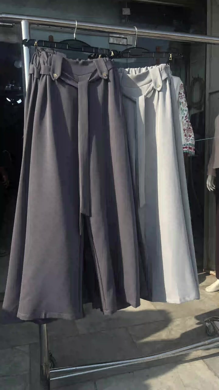 اتوفر كيلوت دابل يطالي  درجه اولى 💯♨️💢
القياسات 38-40-42-44-46-48 استندر 
السريه 6 قطع 🛑 
طول 105 
عرض 30 سم 
سعر القطعة 7  الاف.


**إذا كنت صاحب هذا الإعلان وتريد حذفه لأي سبب، رجاءا أرسل رسالة إلى الدعم الفني**