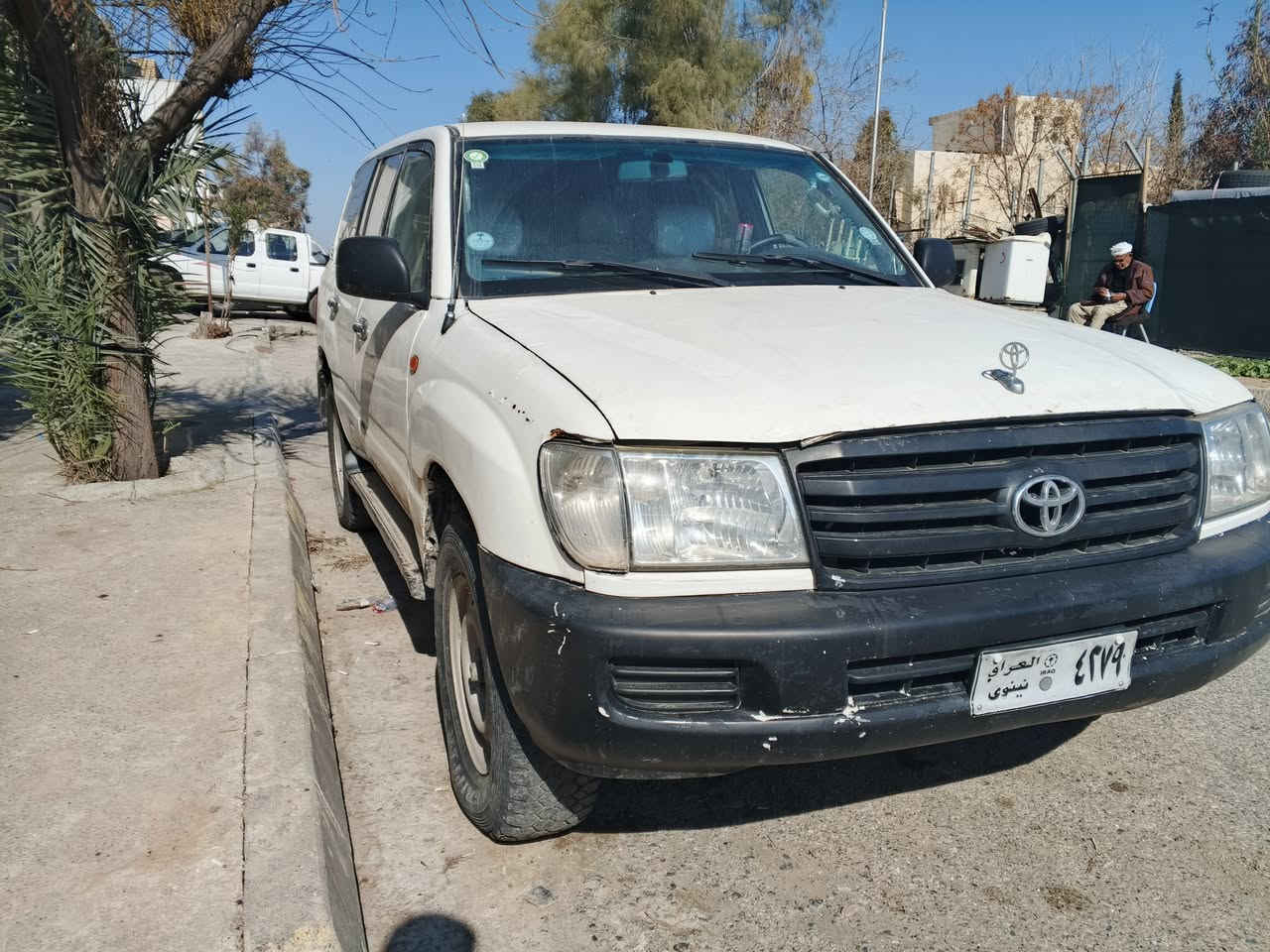 مؤنيكا بؤ فرؤشتن
مؤديل 2004
ده شپول به رز 
كيرو مه كينه ى به شه رت
عام بؤياخه 
ئارم دهؤكه 
78كه ميك مه جال 
***********
***********
