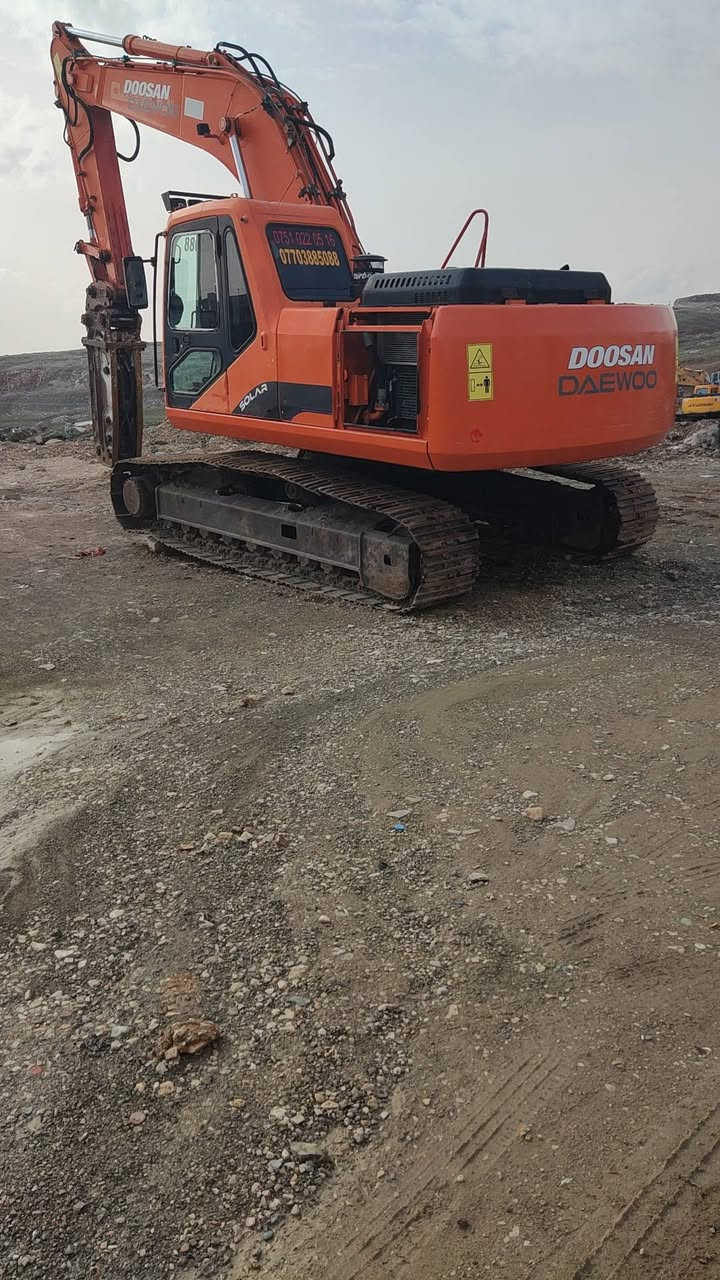 بیع فرۆشتن حفارە دایۆ 
مودیل2004
هەموگیانی لەسەر دەقی شەریکەیە 
زۆر پاکە جایزە لەناوئیشە
ڕقم اربیل
***********
***********
