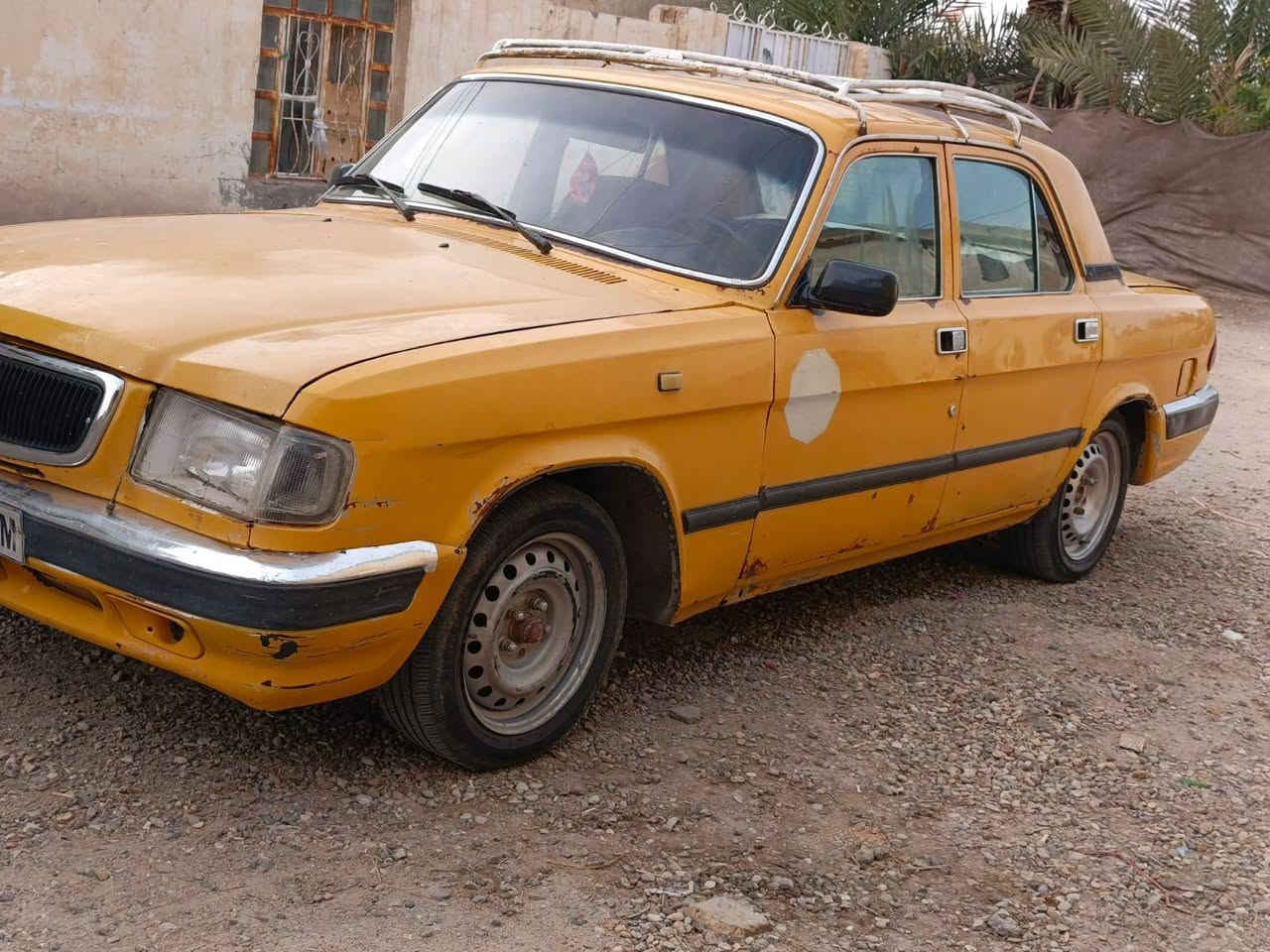 سلام عليكم فولكا للبيع مديل 2003 مكينه ونجي بيها ضعف تبريد شغال باتري جديد ضفيرة وعقل حاوية بلباكيت  حداديه كلها سيدان مانقصها شي السعر 20  بدون سيبايه اتصال او واتساب *********** مكاني ناصرية سوق الشيوخ
