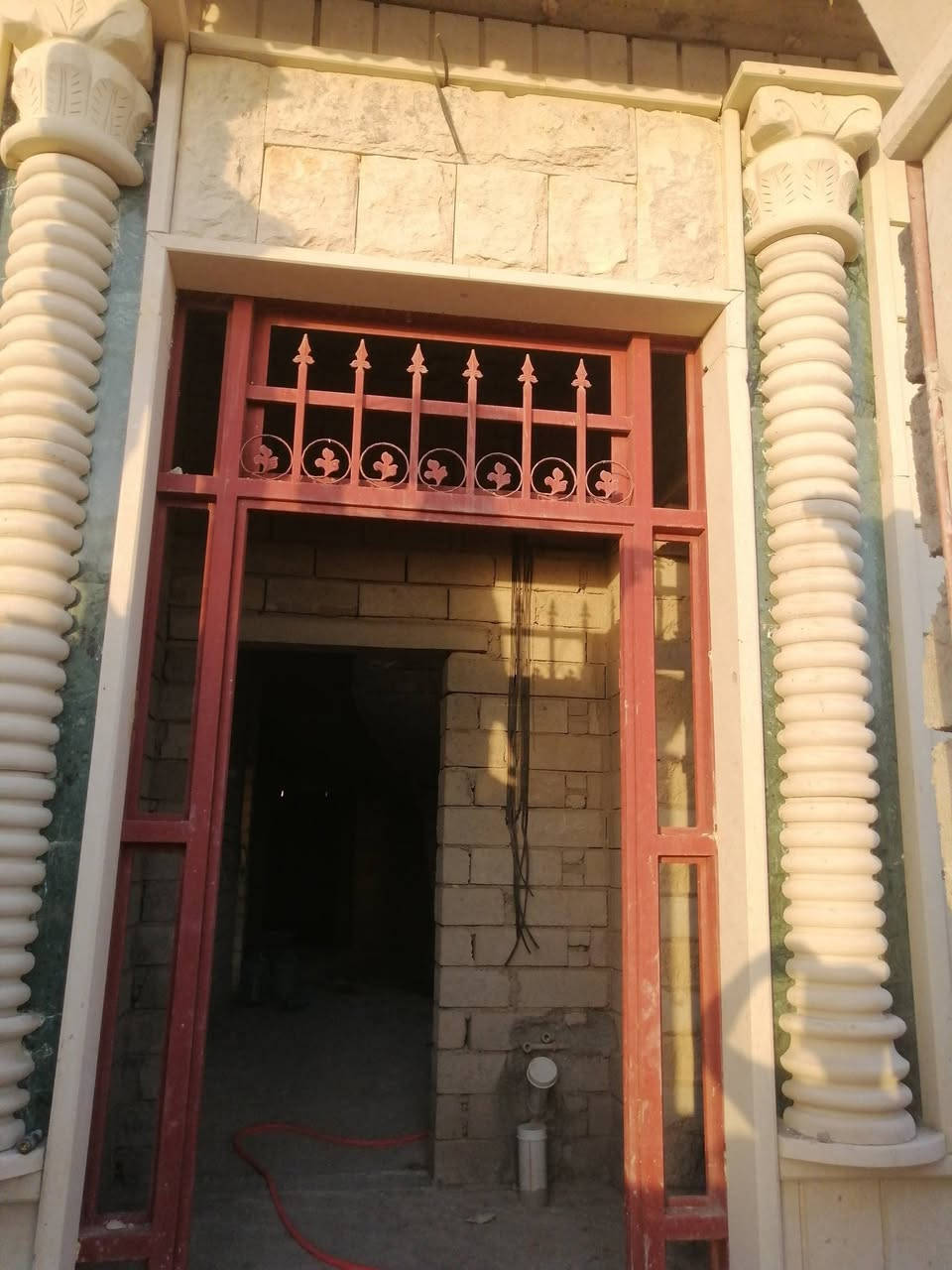 يوجد كادر حجر حلان بسعر مناسب شغل شرط هندسه من يرغب بل عمل يتصل عل خط او الخاص مفتوح ***********
