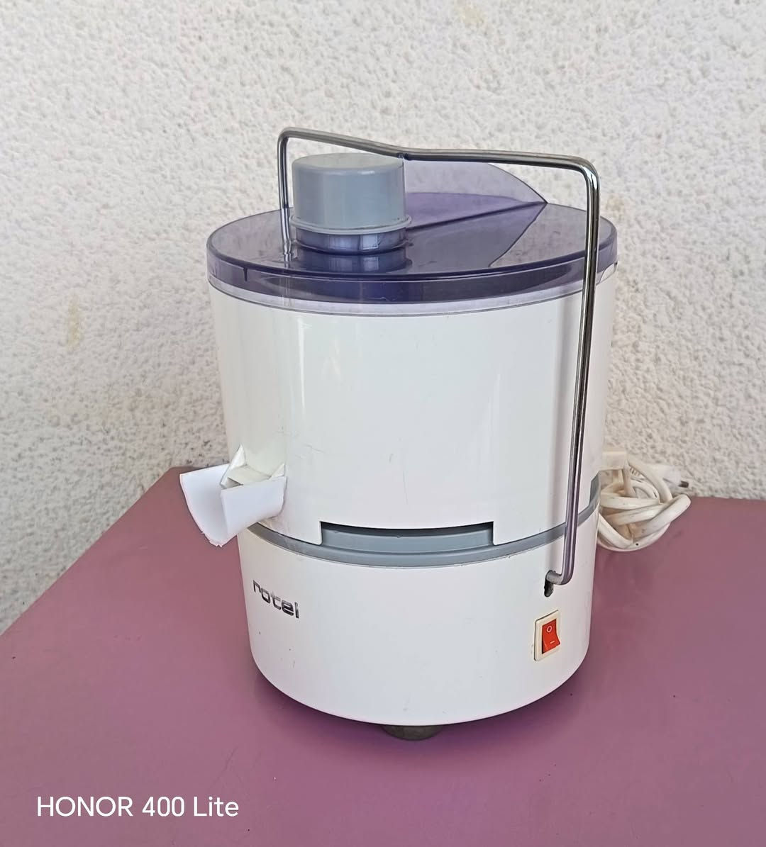 معصارة جزر وفواكه نوع روتيل صناعة فرنسي نضيفة وشغالة على الفحص السعر ٤٠ وبي مجال المكان بغداد البياع للاستفسار خاص


**إذا كنت صاحب هذا الإعلان وتريد حذفه لأي سبب، رجاءا أرسل رسالة إلى الدعم الفني**