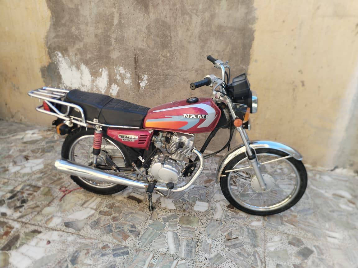 سلام عليكم دراجه كلك  نامه شلامجه للبيع مديل2024 تعمير 2025      للتصال ‎0789 286 5685
