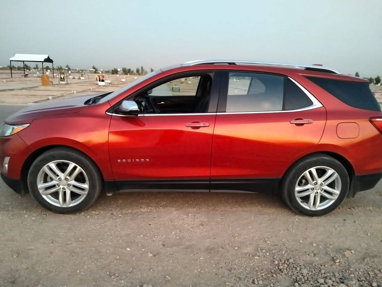 السلام عليكم للبيع سياره كوينكس م20 المواصفات فول واحد ع واحد كشنات جلد بانورما
   محرك 2000 مري جانبيه قلابه وبيه هواي مواصفات 
حادثه قطعه وحده فقط بنيد 
مكانه نجف ابوصخير 
سعره 145وبيه مجال للاتصال ع الرقم ***********
