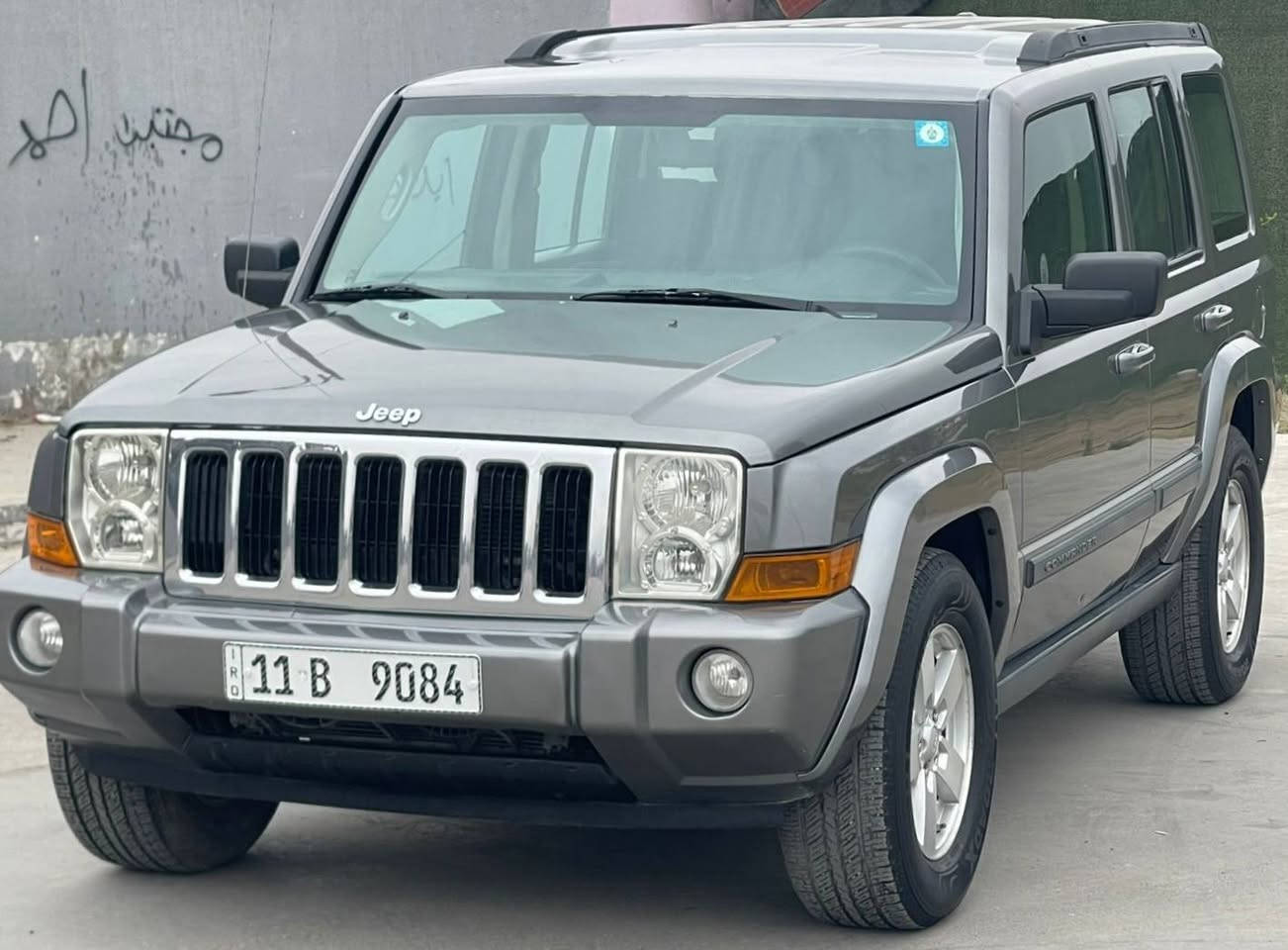 للبيع جيب كوماندر 2008 وارد امريكي كلين كفاله ضربه وصبغ وتبديل لون مميز ماشيه 180 الف حقيقي مكينه 3700 سته سلندر كير جاهزات تبريد 3 قطع ثلج تحكم ستيرن 7 راكب فور ويل شغال طخم تاير حداديه جديده حساسات اصطفاف منضومه زنون عالي وناصي وبلوجكتر كشن كهرباء سياره جديده بمعنى الكلمه رقم بغداد ممميز ب اسمي هزه جديده 
للاستفسار ***********السعر 117 وبيها مجال بسيط وكلشي موجود بسوك الجديد بسعر والتعبان بسعر مكانها بغداد شارع فلسطين بغداد, العراق

