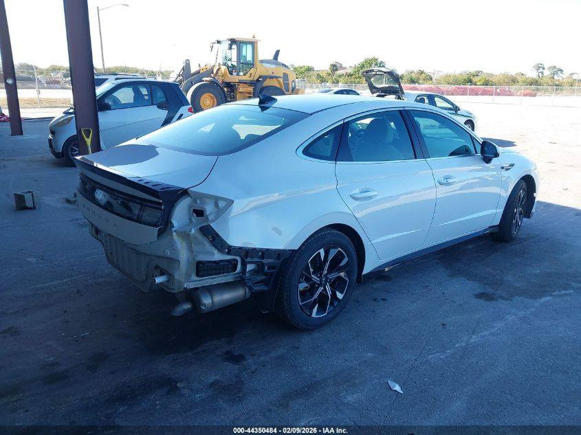 🇮🇶🇺🇸 فرصة مميزة لأصحاب كتب الشهداء 🇮🇶🇺🇸
اعلان مزاد
السعر حسب المزاد
تاريخ المزاد يوم :2026/2/18
نوع السيارة:  HYUNDAI SONATA SEL 2025
#يمكن_إدخالها_بكتاب_ذوي #الشهداء
#او_شحنها #إلى_الأمارات
#إقليم_كردستان 
#العقبة
#ام_قصر
الضرر كما موضح بالصور
📍 العنوان : الموصل حي الوحده الشارع العام قرب دائرة اللجان الطبية 
📞 : ***********
📞 : ***********
#مزاد_الامين_للسيارات_الامريكية_
