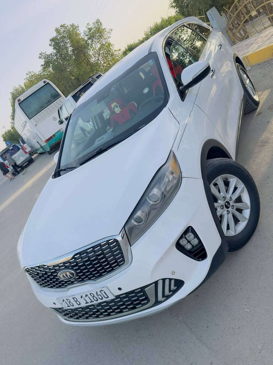 السلام عليكم سورنتو موديل 2019 وارد امريكي رقم بابل الدولي باسمي هزه وسنويه ولوحات كله جديد ضررها بسيط صبغ بنيد ومدكر ليبل واحد بدون تبديل سونار مرفق معه النشر 7 راكب محرك 4 سلندر مواصفات نص فول ماشيه 75 السياره جديده وجاهزه 
العنوان الناصريه مركز المدينه
الموبايل 📱***********
السعر 186 وبي مجال
