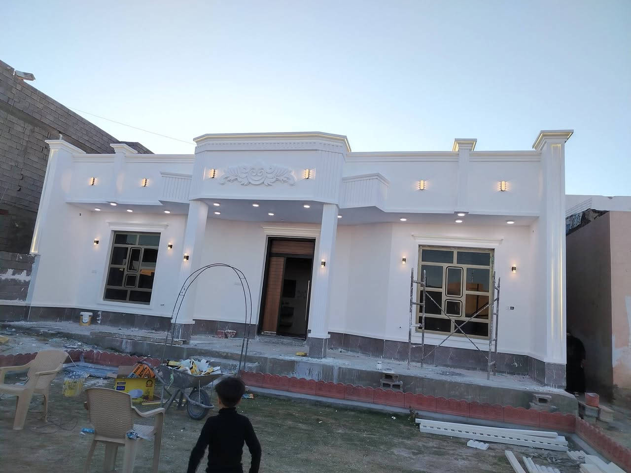 إكمال واجهة أخي عماد أبو عثمان ***********
