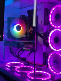 pc للبيع Cpu : i5 10400f Cpu fan : Deepcool gammax 400k Gpu : RTX 3050...