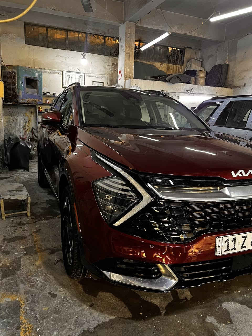 كيا سبورتج برستيج لون كرزي مميز وارد امريكي
ماشيه ٢٦ الف 

رقم بغداد انكليزي 

سياره صبغ دعاميه اماميه فقط وبيها بارد 

صور حادث موجوده سعر ٢٣٨ جماعه ال ٢٣٠ لا تتصل 
سياره حلوه و تسوه 

للتصال ‭***********
