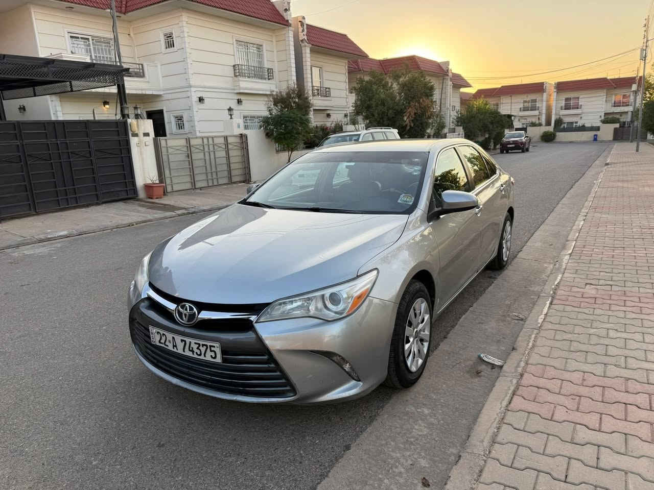 للبيع فقط مترهم مراوس
مكان السيارة اربيل 
كامري موديل ٢٠١٧ 
مواصفات le 
داخل لون رصاصي 
رقم اربيل 

بيهة باب مبدل بلادي وجاملغ خلفي بالهلال صبغ 
صور الحادث بالمنشور
وبيهة رصعة بالباب الخلفي صارت عندي جديد 

بجم كبس 
ايرباك بردة فقط طاك 
ايرباك ستيرن ودشبول سليم 
سيارة كلش نظيفة 
ماشي ١٢٠ الف 

سعر 158

***********
***********
