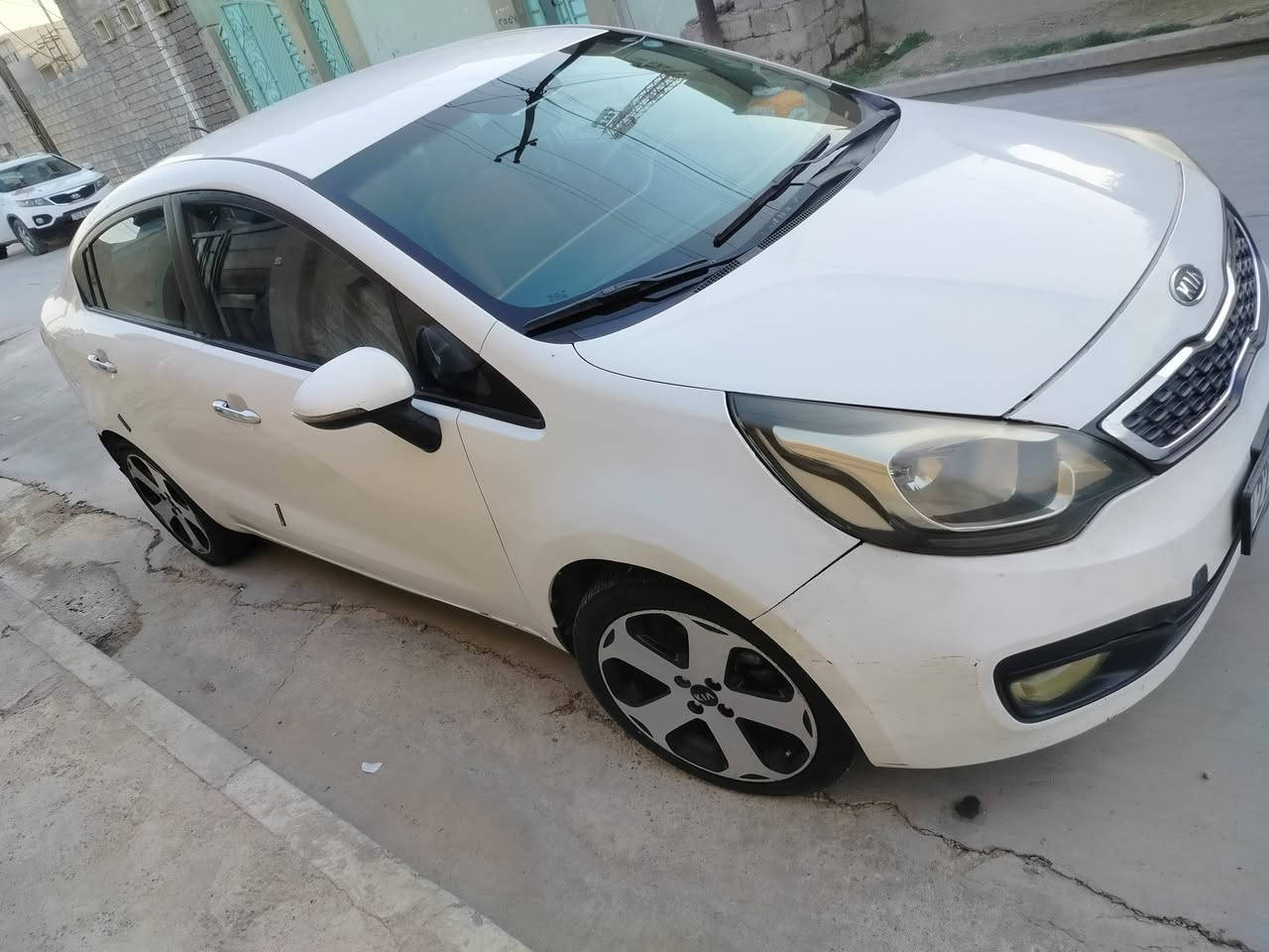 كير تماتيك
مريا كهرباء
شاشه 
كامره 
حساس خلفي
بك لايت Led
تبريد 
تحكم استيرن
فول بدون اسلايت  
محرك شرط 
اني الشرعي
سعر 90 
***********
بيها صبغ جملغ خلفي شبر
