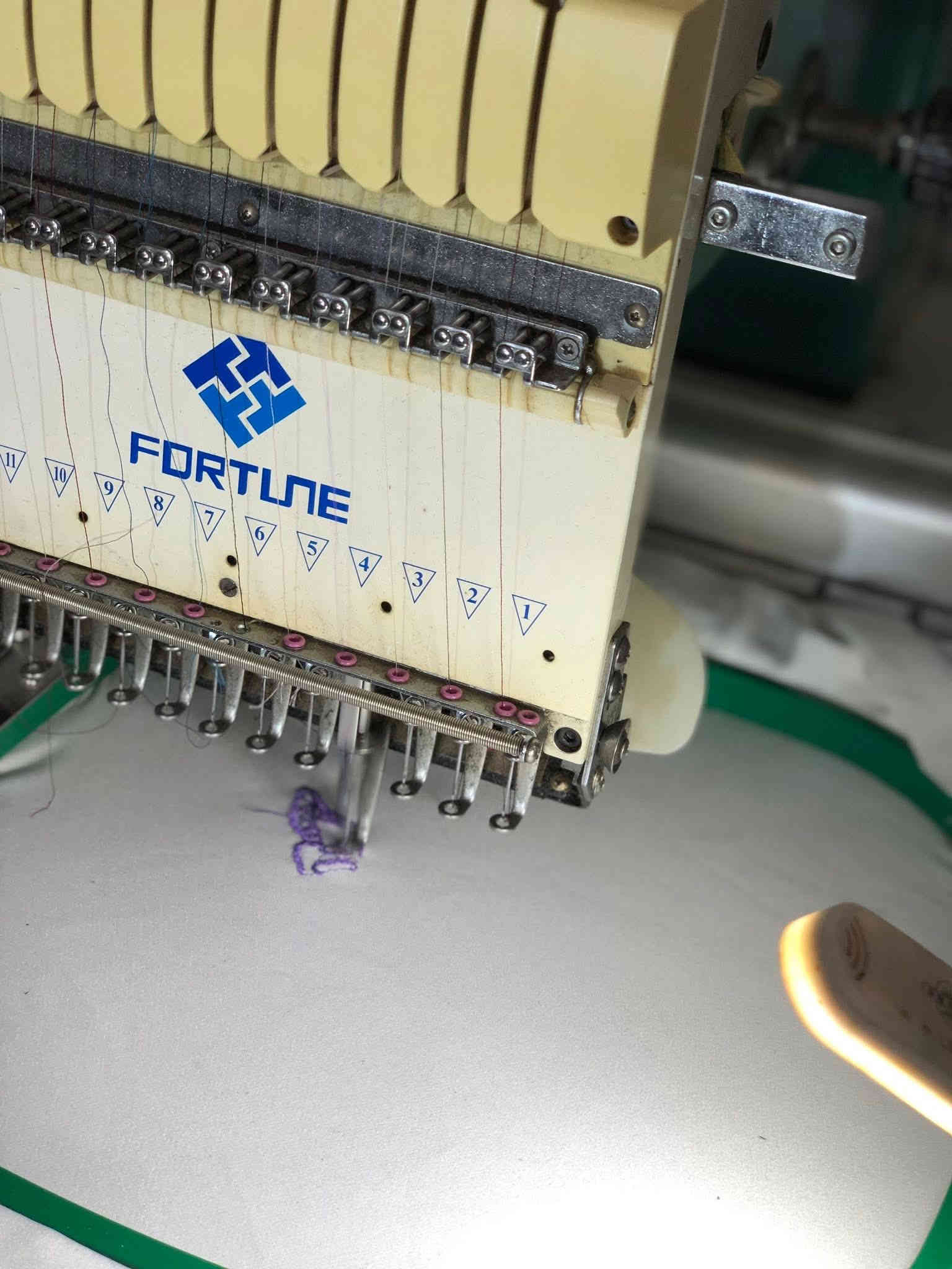 مكينة تطريز موديل 2014 للبيع 🤍
المكينه ماناقصها شي ونضيفه جدا وشغلها حلو وبسعر جدا مناسب 15 ورقه وبيها مجال لشراي مكاني مركز بابل رقم الهاتف // ***********
