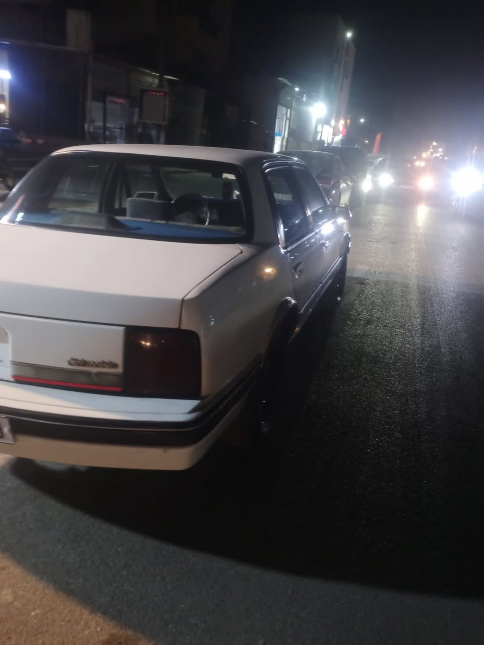 السلام عليكم اولدز ٩٠ كير محرك تبريد كهربائيات كلها مكفوله وبلاديه مابيها حادث صبغ عبايه اثر الجراد ريمونت سنتر لوك صندوق ريمونت سياره مابيها اي نقص كلش حلوه وناعمه رقم بغداد تحويل ثاني يوم تخم كبات سياره كلش نظيفه احلى من الصور رايدها ٤٨ ورقه وبيها مجال للاتصال ***********
