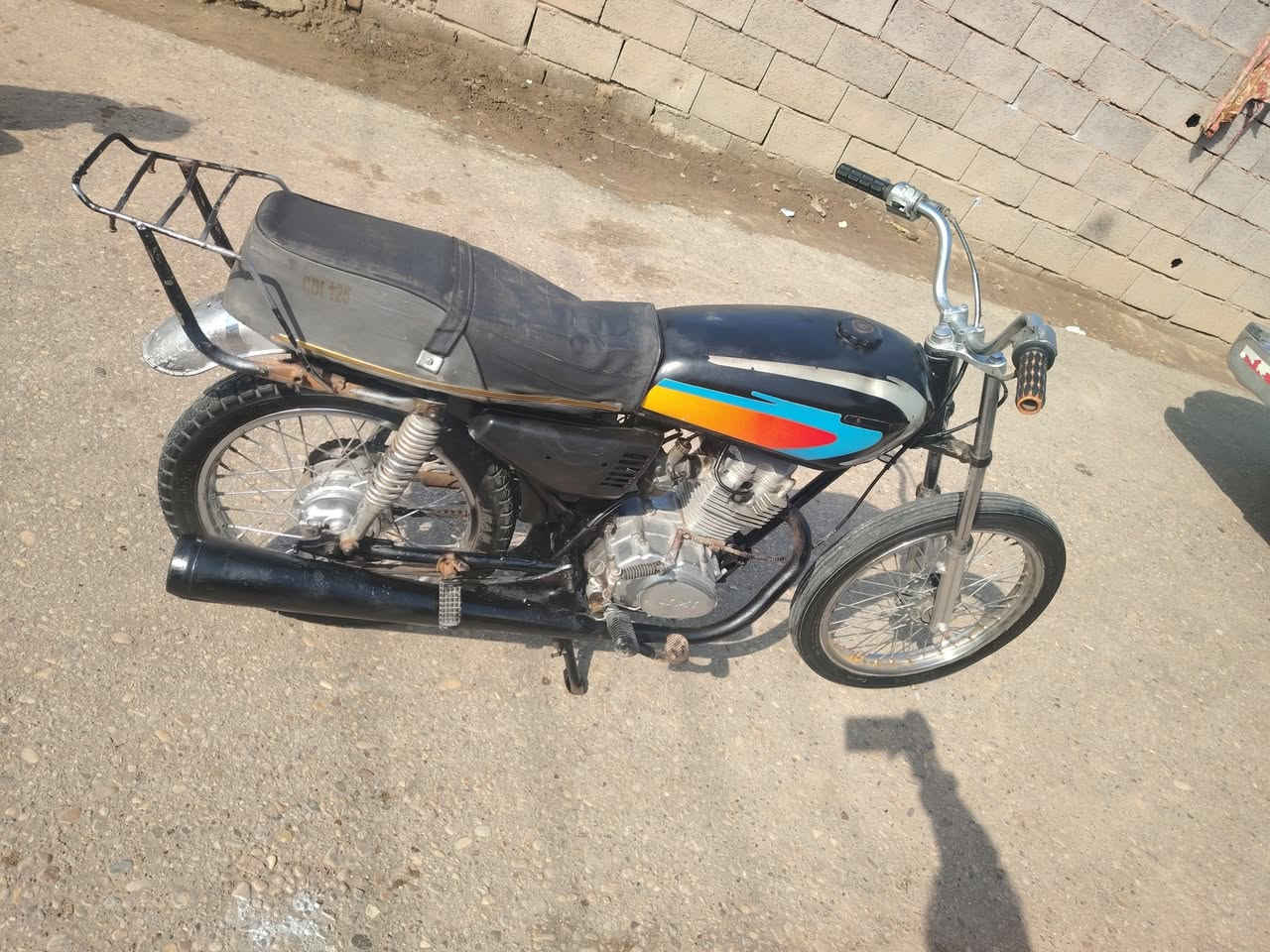 السلام علیکم دراجه للبيع بدووون مكفوله من التدخين والتنقيص ولا تذب دهن شاصي نامه الأصلي كصبه رفيعه صوتها حلو السعر 350 وبيها مجال رقمي *********** مكاني كحلاء
