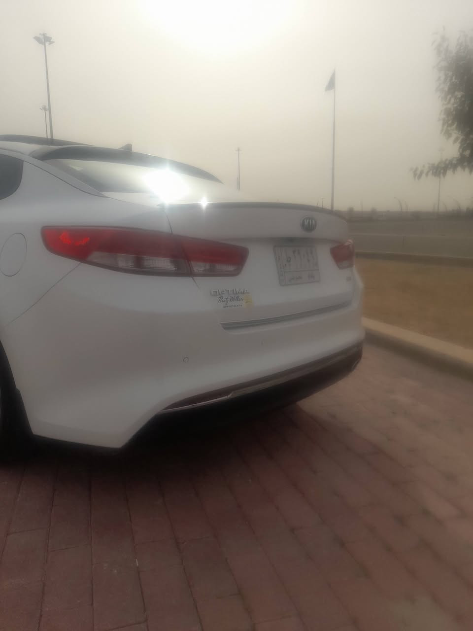 السلام عليكم...
كيا اوبتما موديل ٢٠١٦ وارد أمريكي لون أبيض لؤلؤي فئة EX فول مواصفات مكفول من ألصبغ دعاميات فقط سونار مرفق مع الصور 

* بجم جي تي لاين 
*محرك ٢٤٠٠ Gdi معلى كازكت بانزين عادي 
*بانوراما 
*فول تحكم قفل سرعه 
*تدفئه وتبريد مقاعد ومقود 
*مرايات شفط وقلاب مع نمرة ألباك 
*رادار أمامي وجانبي 
* حساس أمامي خلفي 
*تبريد وتدفئه قطعتين شغال 
* ٤ بصمات تشغيل وأبواب وجنطه
* منضومة زينون فول لايت + بروجكتر 
* عداد السياره ١١٠ الف 
* مقاعد فول كهرباء + خزن ميموري 
* ٣ أوضاع قياده Normal  ,Eco ,sport
* رقم بغداد حره تحويل مباشر سنويه نافذه إلى  ٢٠٢٨ 

السعر ١٤٨ $ مكان السياره الرمادي للأستفسار الاتصال *********** 

ملاحظه ....اذا ماتعرف قيمة السياره المكفوله والفول مواصفات رجاءا لاتعلق ...مع احترامي للجميع
