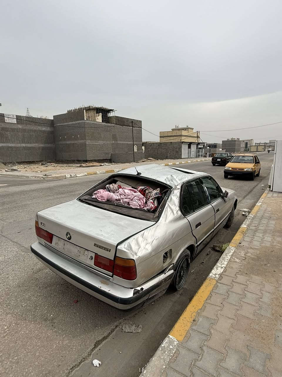 ‏سلام عليكم بي للبيع موديل 94 أبيعه على حادثة.      ***********
