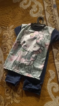 توفر قاط و دراكسوادات ولادي بناتي جميع الوان والأحجام للاستفسار الاتصا...