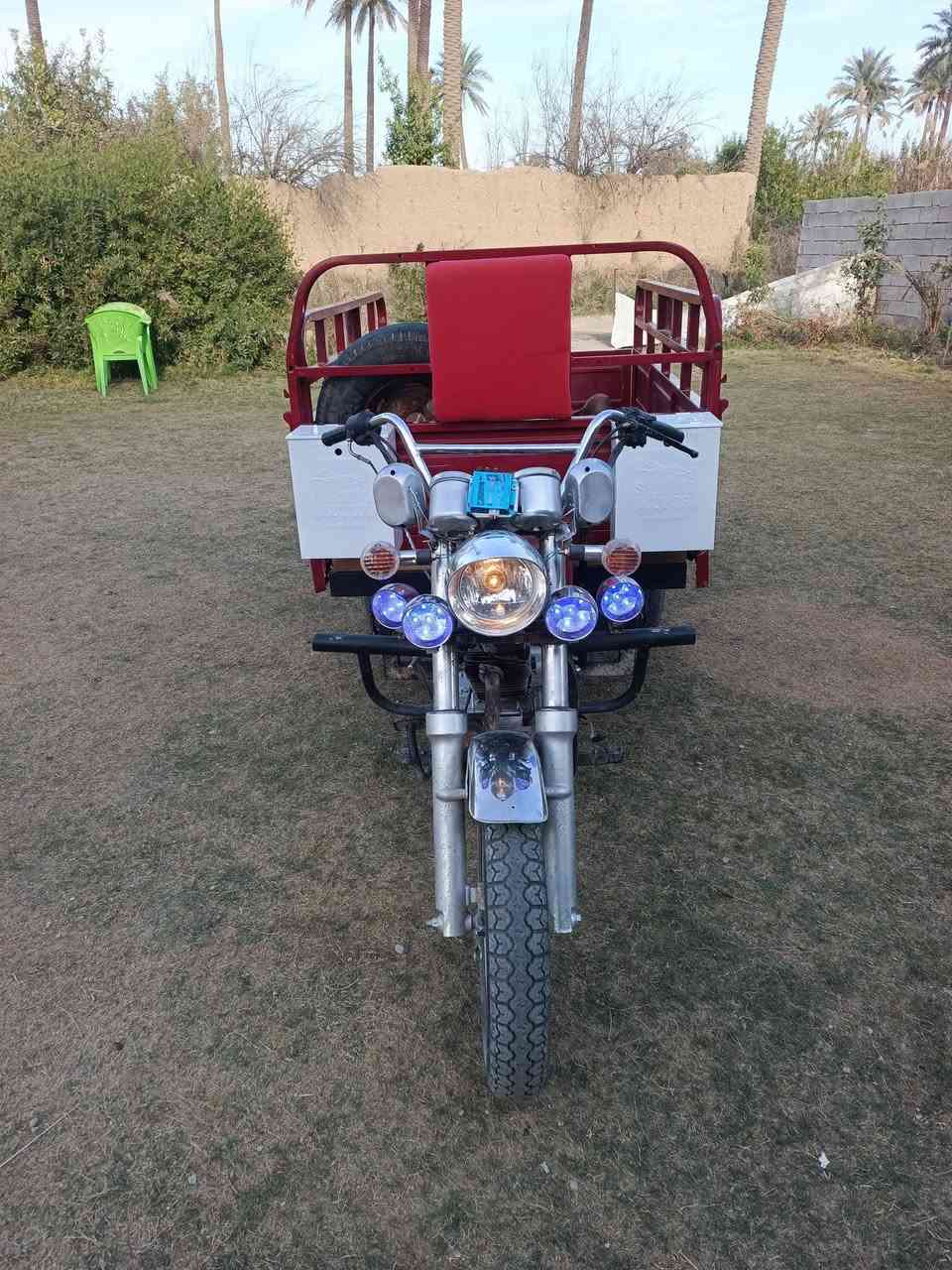 السلام عليكم ستوته للبيع موديل 21 اوراق كامله السعر 950  ***********
