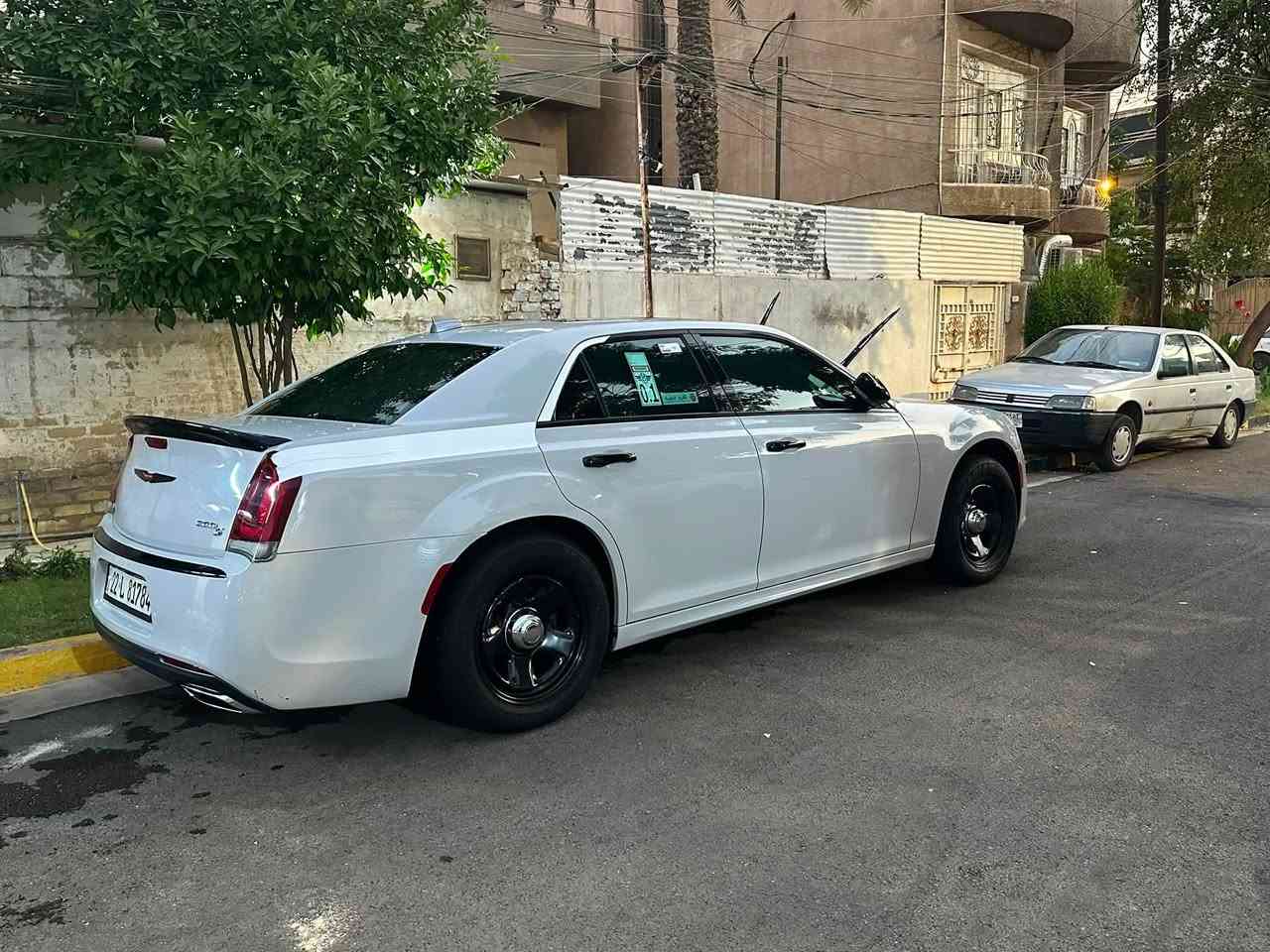 اوباما ٢٠١٨ اس اربيل بأسمي
سنوية ٢٠٢٩ 
اشتريتها من معرض اقليم ب اربيل قبل ٣ سنوات 
فول مواصفات اس  نقطه عمياء كشن حضن بانوراما فول تحكمات ومواصفات الأس المعروفه
ماشيه ٢٤٨ الف ميل 

لون سلفر وحالياً مغلف سموك ضمان ٣ سنوات قبل ٨ اشهر غلفتها
وصورها القديمة هم موجودة بالمنشور 

جاهزة السيارة من كلشي 

صور الحادث موجودة بالمنشور 

اكو رصعة بالباب الايمن الخلفي مصلحها يم المندلاوي وحاليا ما مبينه اصلاً
طخة بسيطة كسرت البك لايت الايمن وماسكة الدعامية وصلحتها رجعت بلاد 
منظومة تبريد جديدة ببداية الصيف بدلتها
محرك صافي نوزل بلك كله هسه مبدله 
عربانه خلفية جديدة 
صدر امامي ٨٠٪؜  

السعر ٢٣٢ وبيها مجال للشراي 

مكان السيارة ميسان العمارة 

***********
فحطت مو منشور ضيم هذا
