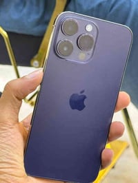 iPhone 14 por max 📲تك سيم كارت   لبطارية🔋⬅️97 نظافه 95/100 مامبدل بي ا...