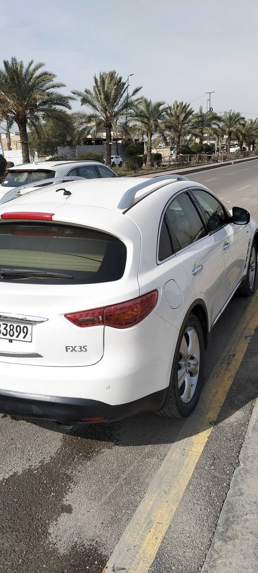 انفنتي  infiniti   fx35
موديل 2011محرك 6 سلندر 3500 مكفوله بلادي كير بلادي  مامفتوح شرط

رقم شمالي جديد ل 2029

مواصفات فول اعلى فئة بالانفنتي

فتحة سقف بصمه تشغيل بصمة ابواب بصمة جنطه جنطه شفط

دفع رباعي 4WD

سيدي جنجر خلفي بالجنطه ياخذ ٢٤ سيدي  وديفيدي بالحصان

 ٤ كاميرات  ٣٦٠ درجه 

شفتات ستيرن تبترونك

كشنات جلد 

كراسي كهرباء خزن ميموري  وتدفئة وتبريد الاماميه

تبريد قطعتين ثلج

دمام خلفي مع سستم صوت bose

اشاير مري ومري قلاب وشفط 

حساسات

دبل كزوز 

بجم زنون

 بيها جاملغ الخلفي والكرن الامامي مال الجاملغين

مكان   بغداد الشعب

سعر 125ورقه بيها مجال 

للاستفسار اتصال ***********
***********
