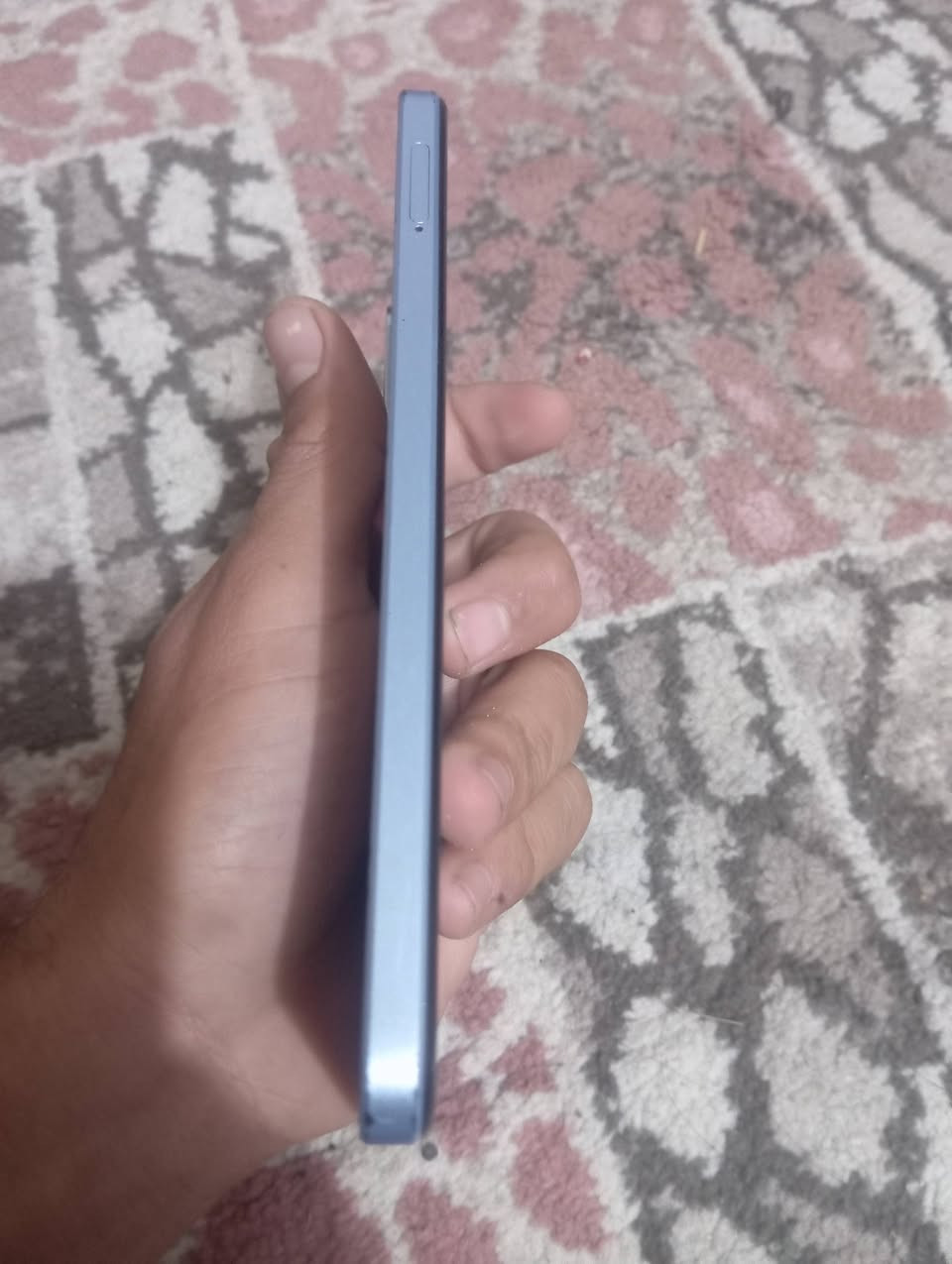 OPPOللبيع ذاكره128 مثل ما موضح كدامك بي كسر بشاشه مكاني ميسان  سعر خاص. ***********
