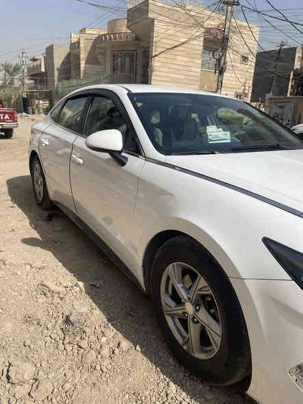 السلام عليكم 
سوناتا موديل 20 رقم أربيل سنويه بإسمي 
حادث خلفي چاملغ خلف السائق بدون إرباگ وبيها چاملغ جهة السائق امبدل اصلي بدون صبغ 
ماشيه 120 الف كم

مواصفاتها 
أربعة أنظمة قياده 
هاند بريك بصمه 
أوتو هولد 
رادار أمامي 
كاميرا دواره 
شاشه ابل كار بلي اصلي 
كروز سرعه 
تحديد مسار 
قيادة شبه ذاتيه 
مانع انزلاق 
محرك 2500 gdi
سعرها 153 بيها مجال بسيط 
مكاني كاظمية 
***********
