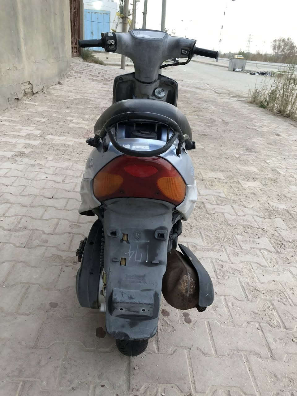 دراجة (بيجي)
مكينة مامفتوحة 
لون سمائي
اي نقص مابيها
دراجة حاوية ونظيفة مامتعوبة 
السعر (750) وبيها مجال 
شراي يجي خاص وبي خير وتدلل 
مكاني السماوة


**إذا كنت صاحب هذا الإعلان وتريد حذفه لأي سبب، رجاءا أرسل رسالة إلى الدعم الفني**