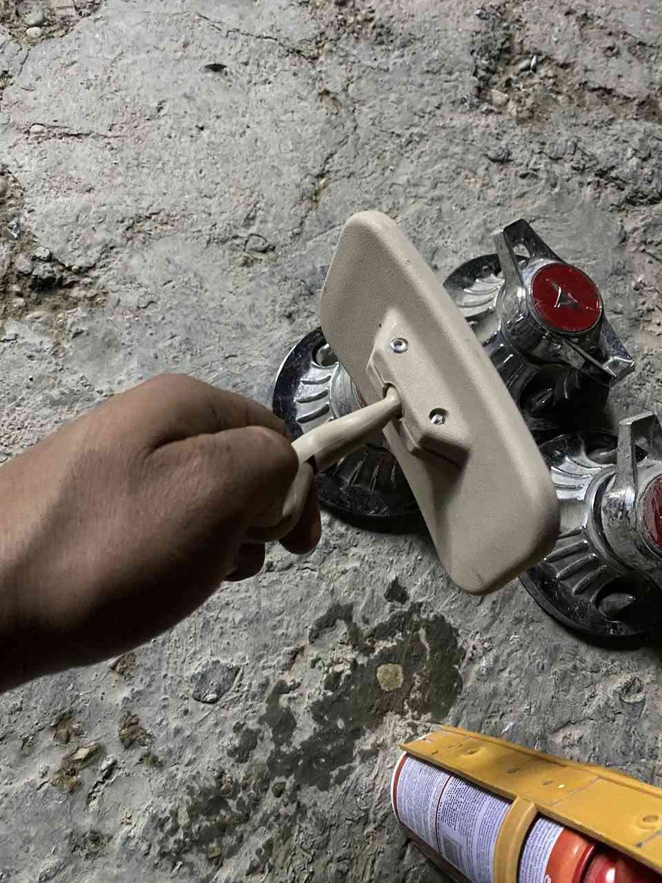 سلام عليكم غراض تكتك للبيع جدد  
امرايه عضد 
تجوه راس 
مطفايه نار 
كبات ويل 
دركه 
خشبه مسجل 
كاعيات كامله اي نقص مابيهن 
الاستفسار مراسله او الاتصال ع رقم ***********
